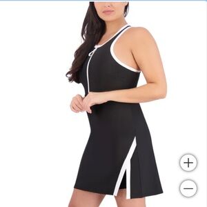 SAGE Collective Active Dress with Inner Shorts Black and White Size XL